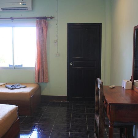 Baan Talay Guesthouse Haad Rin Ngoại thất bức ảnh